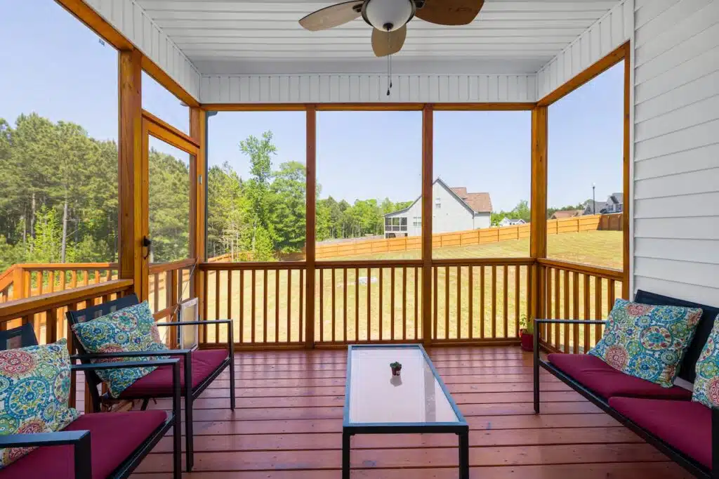 screened in porch