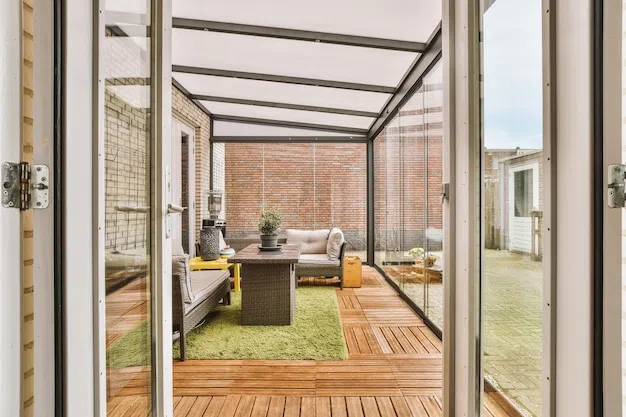 Englewood screen enclosure families in Englewood